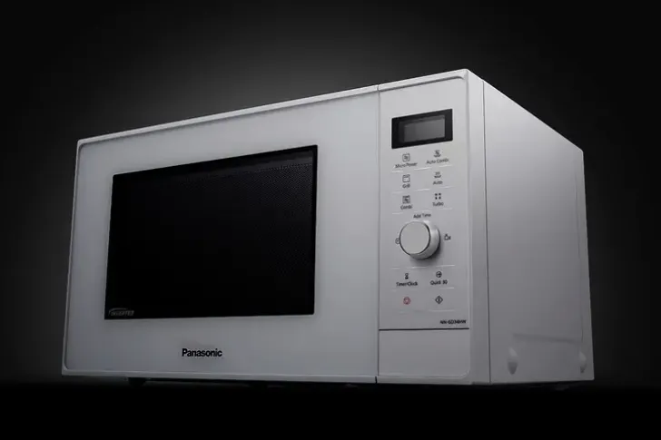 Panasonic Nn-Gd34Hwsug Mikroaaltouuni 23L Invertteritekniikka Ja Grilli